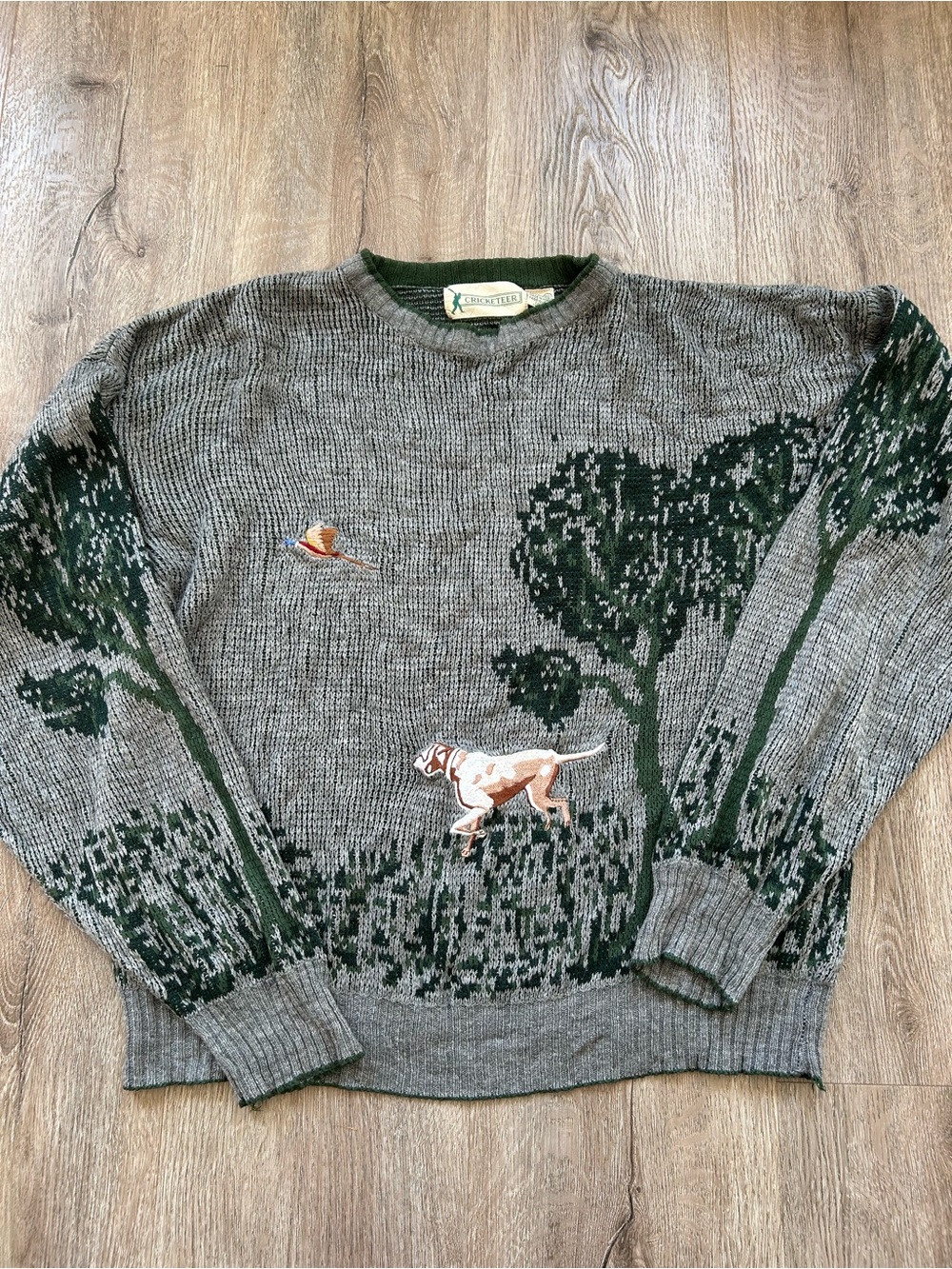 Vintage Men's Gray & Green Embroidered Hunting Scene Knit Sweater
